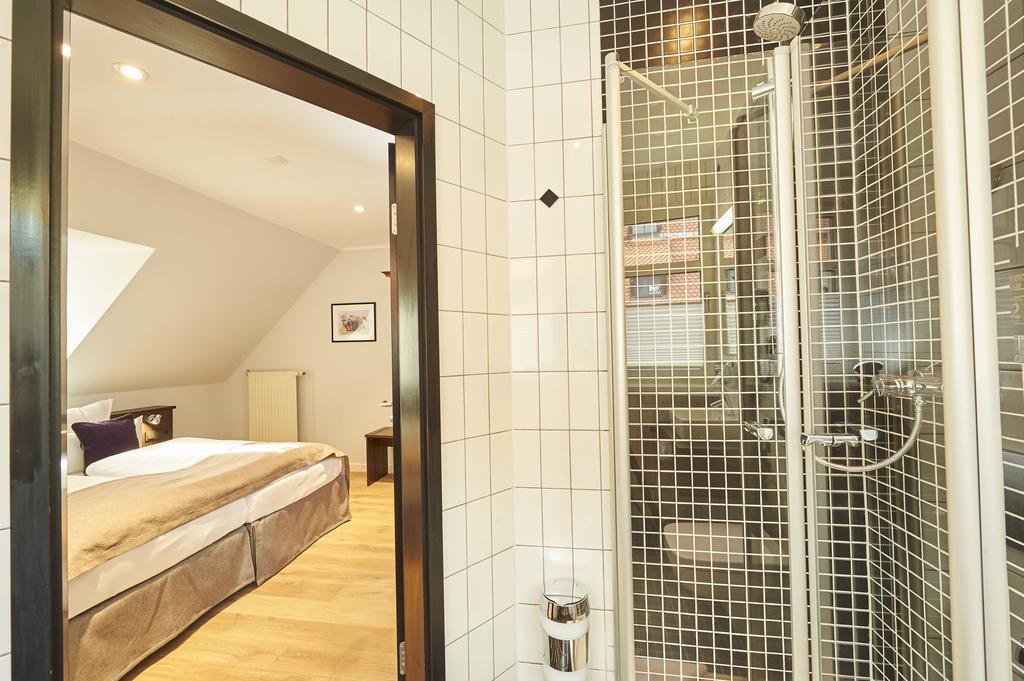 Hauser Boutique Hotel 3*