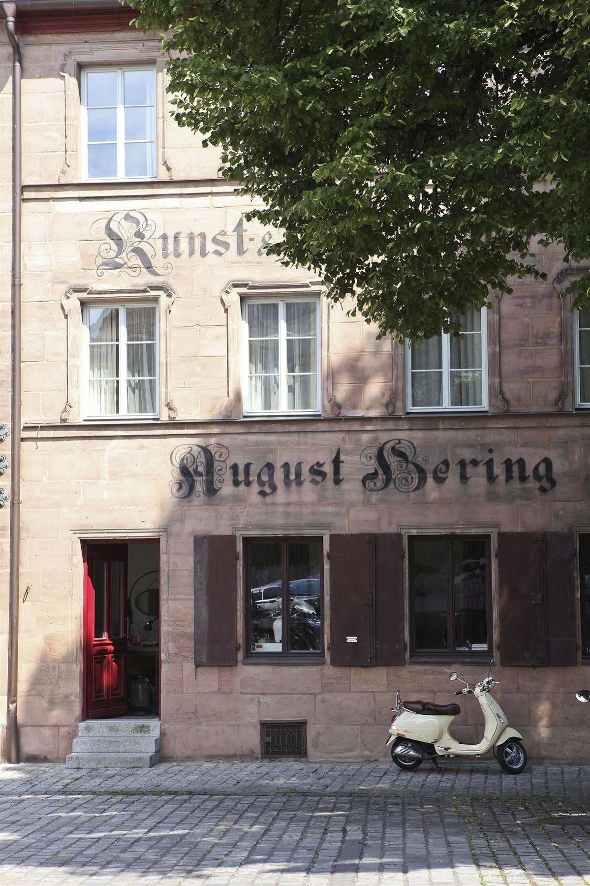 Hauser Boutique Hotel 3*